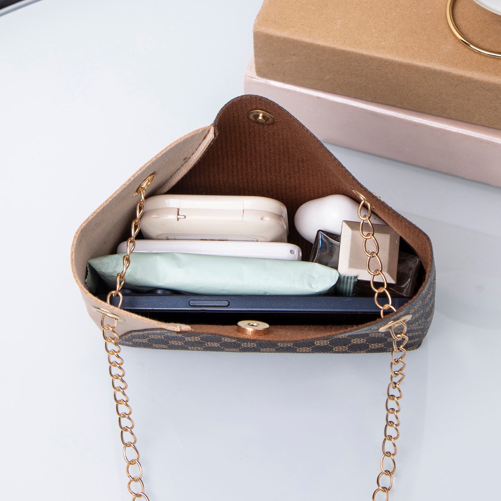 Women's bags 2024 autumn and winter new European and American fashion print bags simple shopping bags shoulder messenger bags handbags