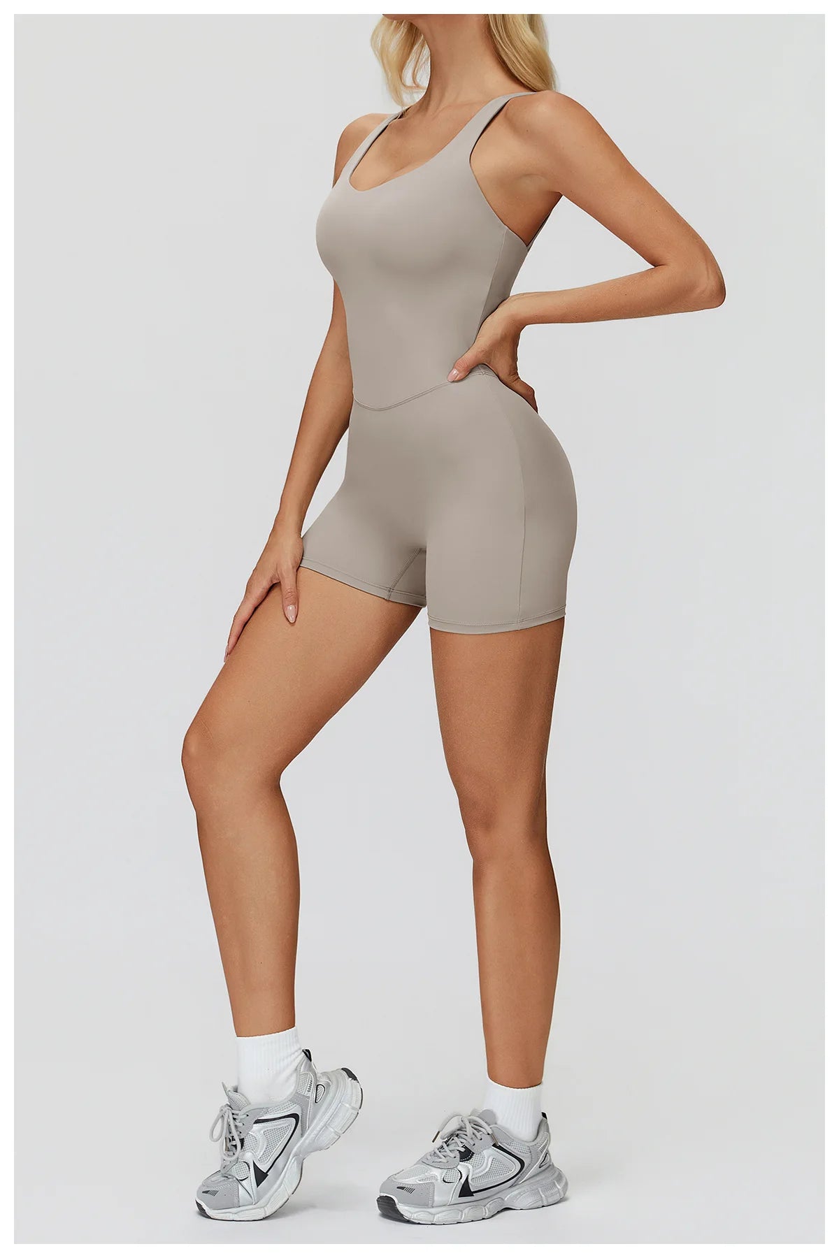 Women Sports Jumpsuit Women Gym One-Piece Suit Fitness Yoga Fitness Boilersuit Workout Bodysuits V Back Jumpsuit Female